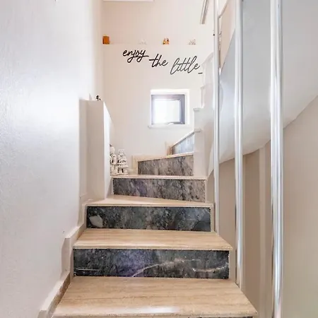 Vila Merkez Bahceli Muestakil Ev Arya Roof House *