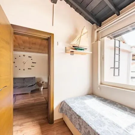 Villa Arya Roof House