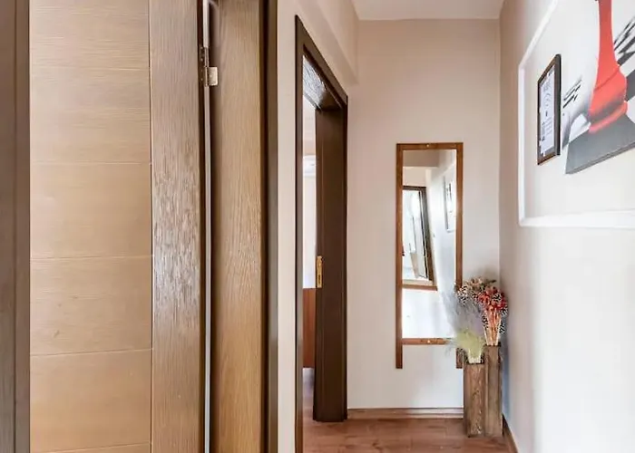 Merkez Bahceli Muestakil Ev Arya Roof House *