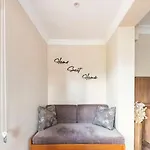 Merkez Bahceli Muestakil Ev Arya Roof House *