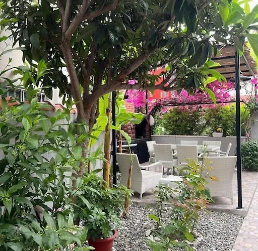 Merkez Bahceli Muestakil Ev Arya Roof House Willa