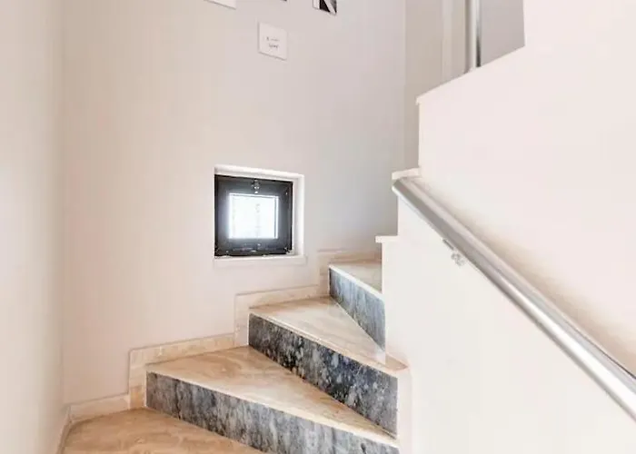 Merkez Bahceli Muestakil Ev Arya Roof House *