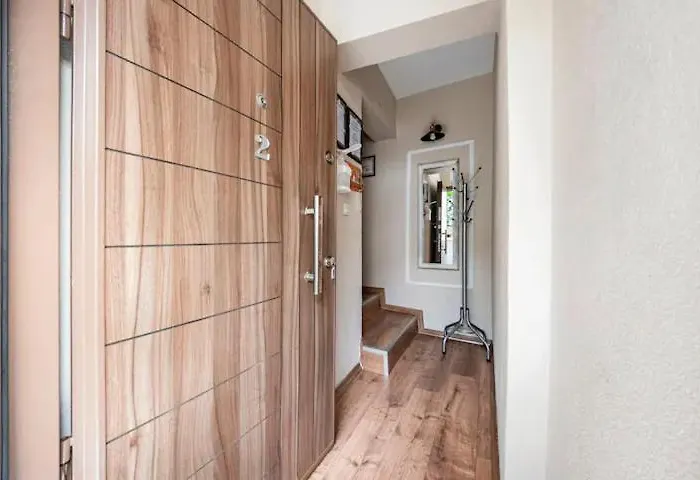 Merkez Bahceli Muestakil Ev Arya Roof House